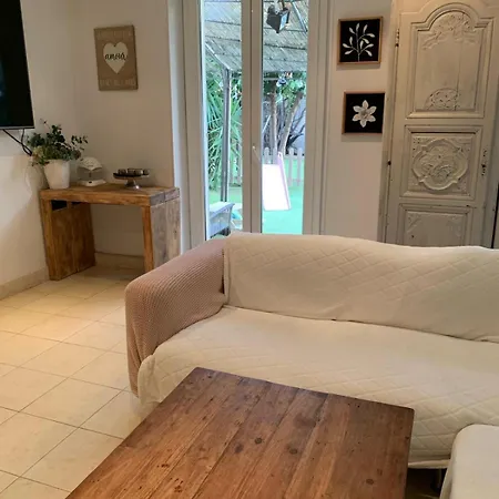 בית נופש Maison De Charme Avec Jardin - La Bocca